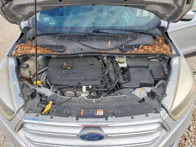 2017 FORD ESCAPE SE 11
