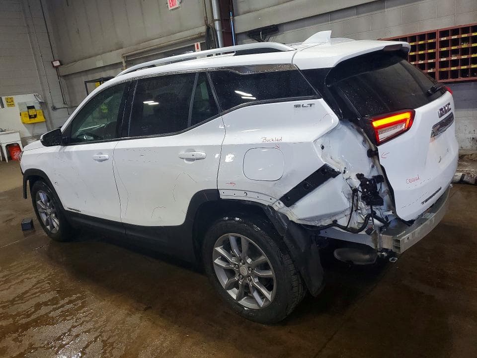 2023 GMC TERRAIN SLT 2