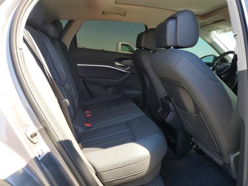 2019 AUDI E-TRON PREMIUM PLUS 11