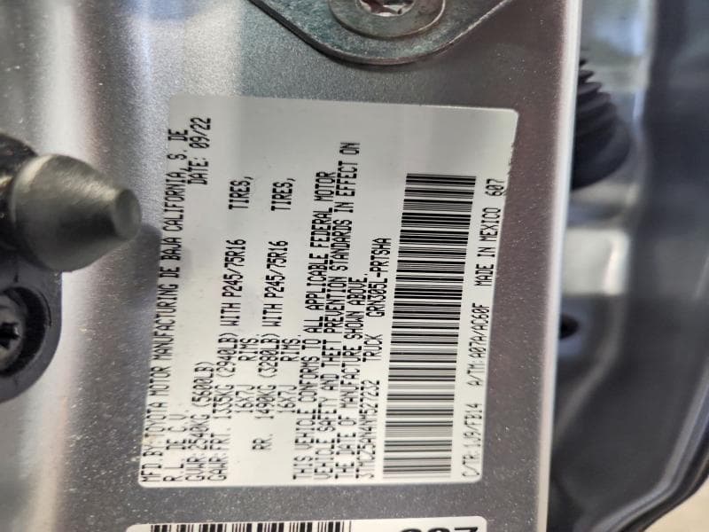 2022 TOYOTA TACOMA SR V6 12