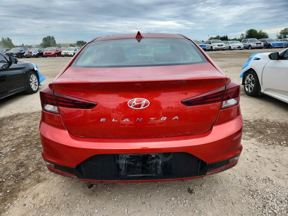 2020 HYUNDAI ELANTRA SEL 6