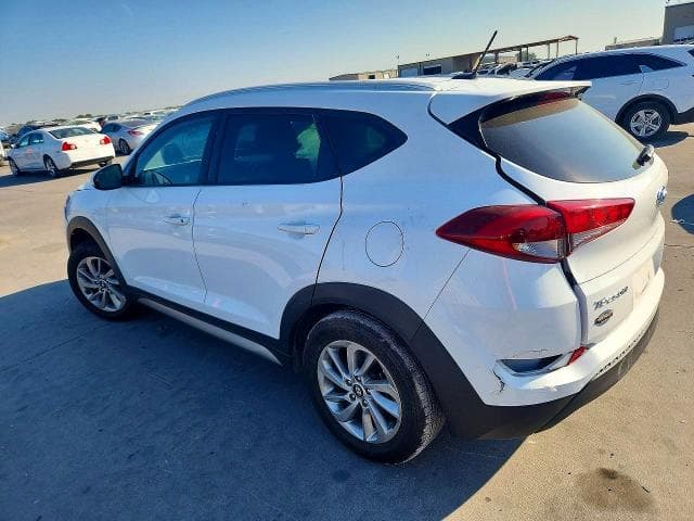 2017 HYUNDAI TUCSON SE 2
