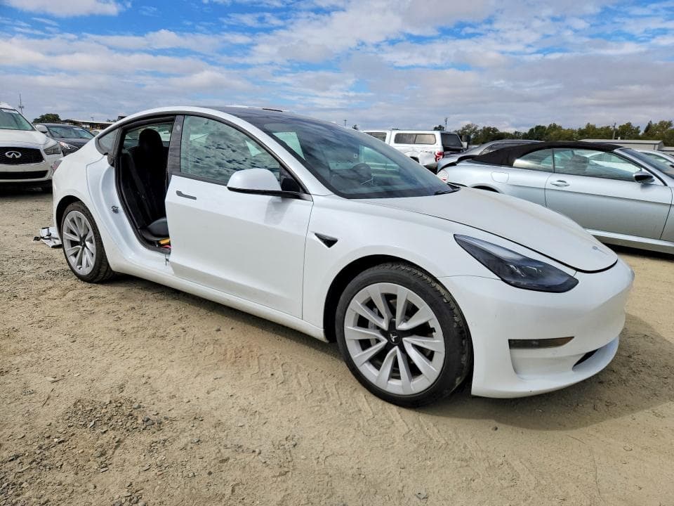 2021 TESLA MODEL 3 4