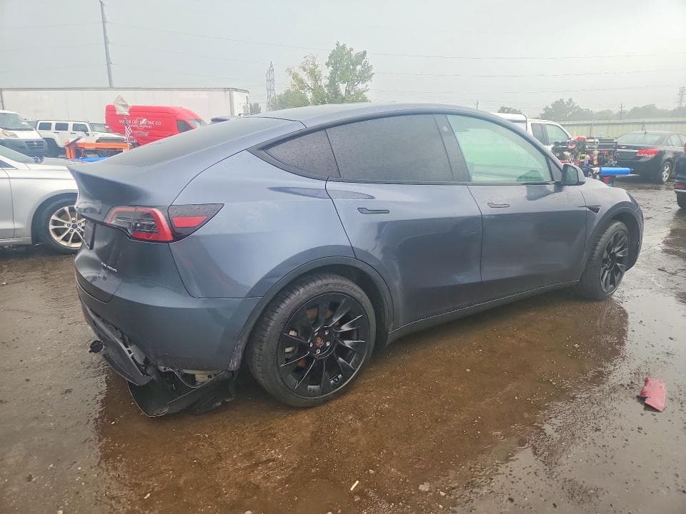 2023 TESLA MODEL Y 3