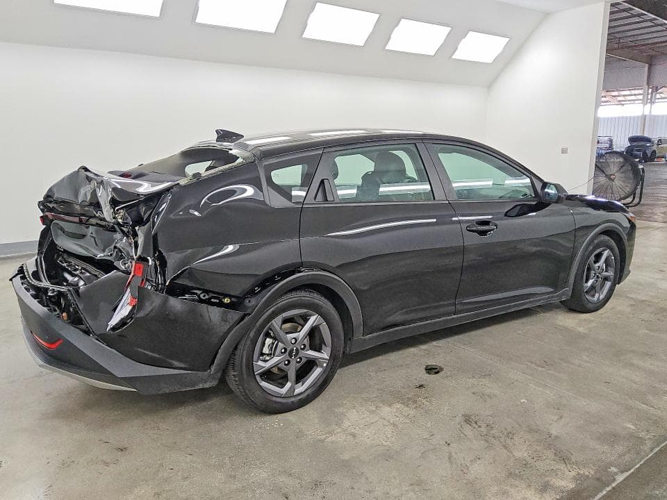 2025 KIA K4 LXS 3