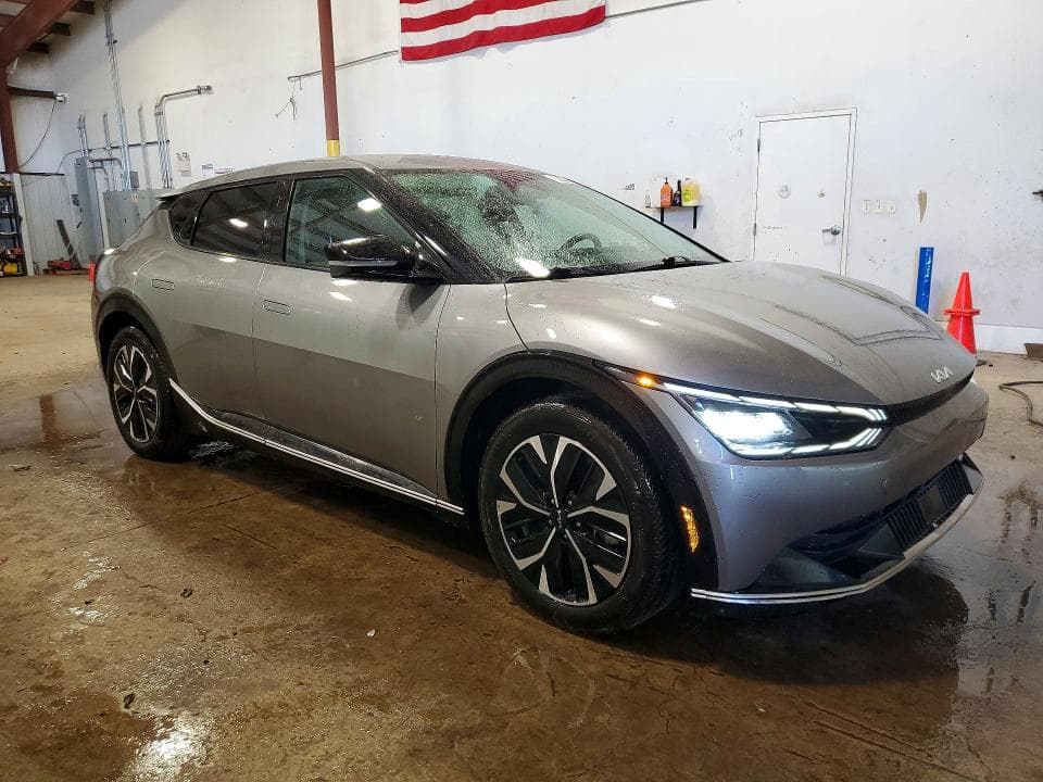 2023 KIA EV6 WIND 4
