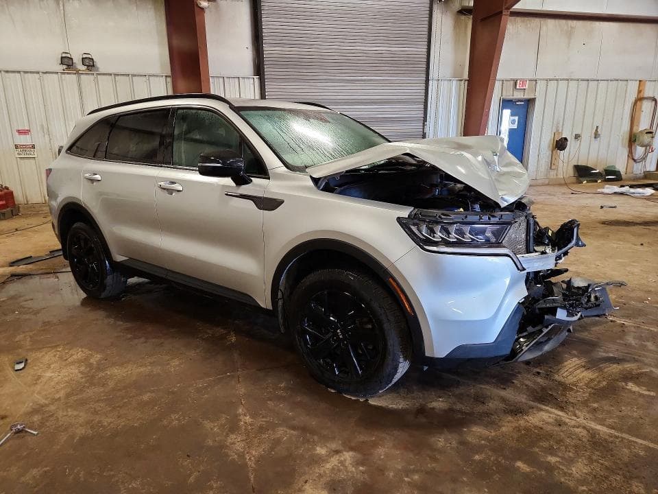 2021 KIA SORENTO S 4