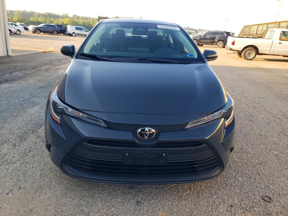 2026 TOYOTA COROLLA LE 5