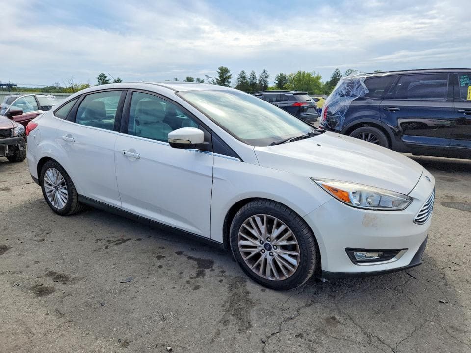 2018 FORD FOCUS TITANIUM 4