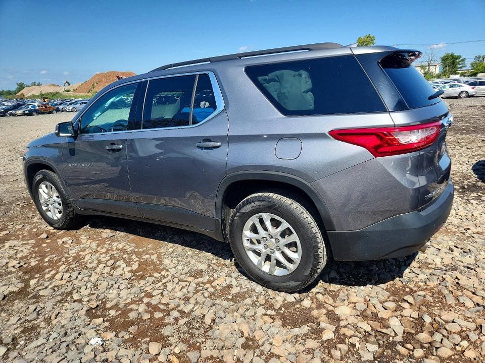 2021 CHEVROLET TRAVERSE LT 2