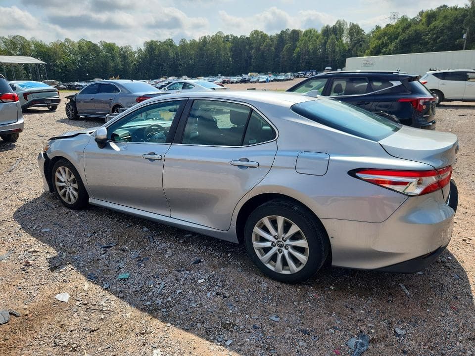 2020 TOYOTA CAMRY LE 2