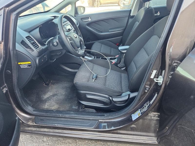 2017 KIA FORTE LX 7