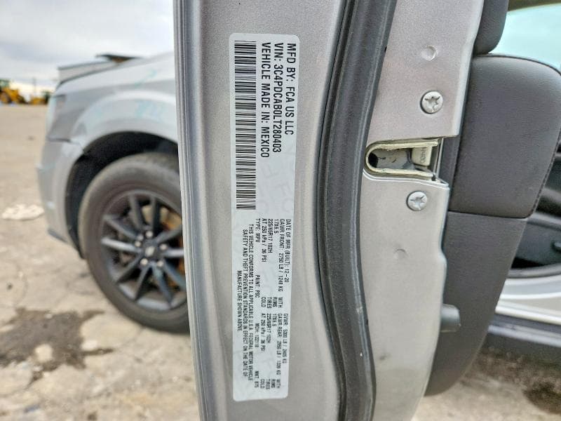 2020 DODGE JOURNEY SE 12