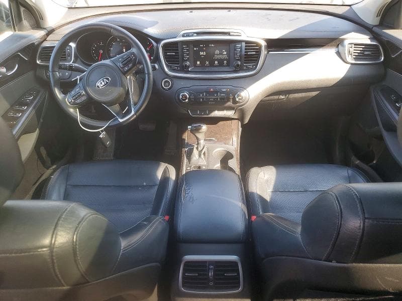 2018 KIA SORENTO EX 8