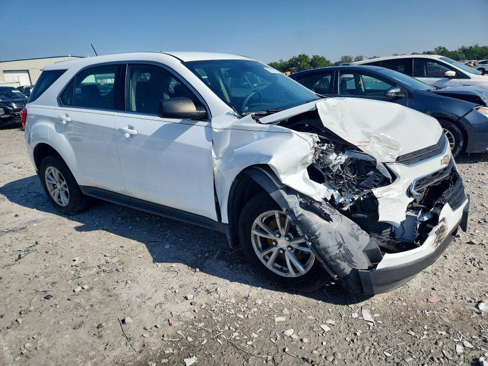 2017 CHEVROLET EQUINOX LS 4