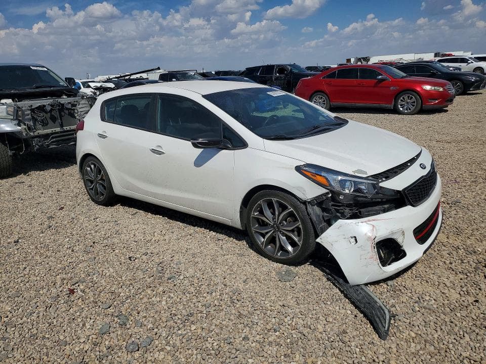 2017 KIA FORTE5 SX 4