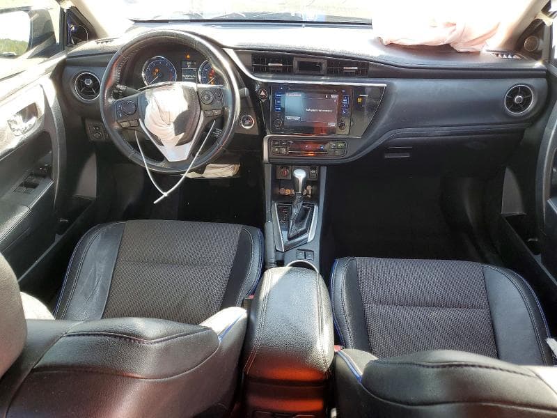 2017 TOYOTA COROLLA SE 8
