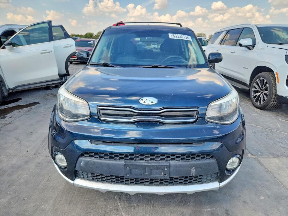 2017 KIA SOUL + 5