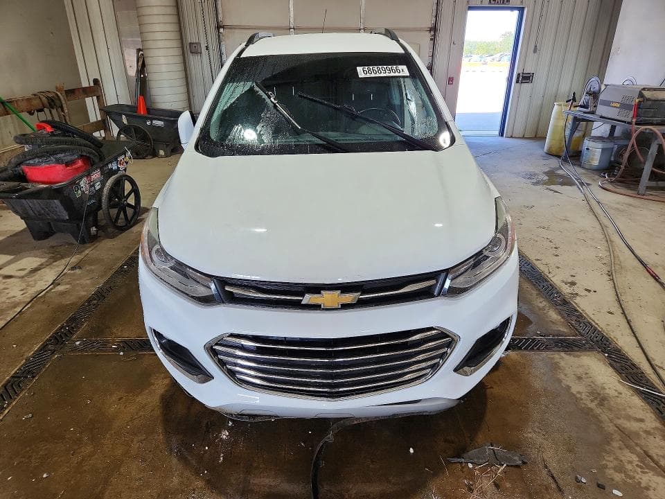 2019 CHEVROLET TRAX 1LT 5