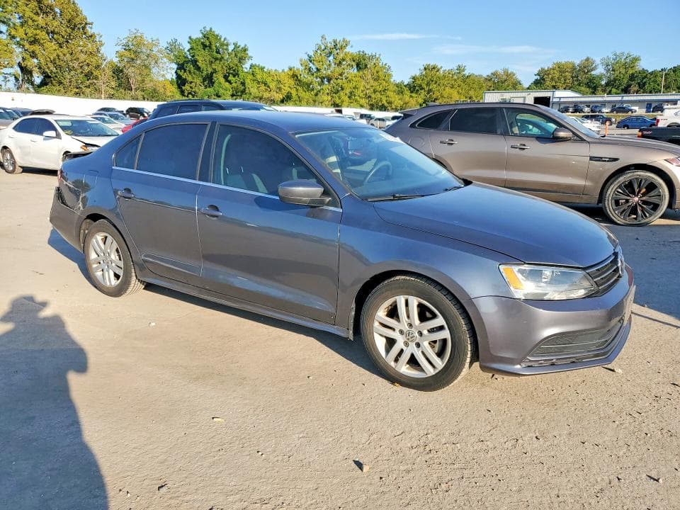 2017 VOLKSWAGEN JETTA S 4