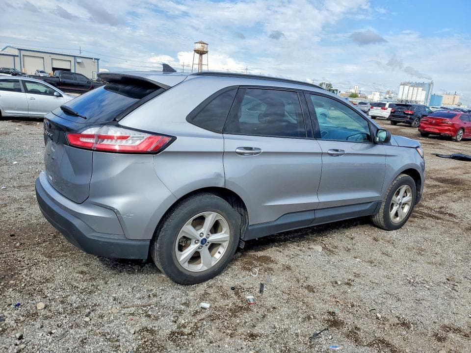 2021 FORD EDGE SE 3