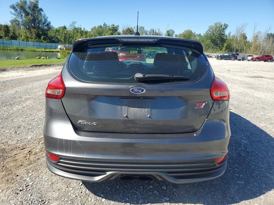 2017 FORD FOCUS ST 6