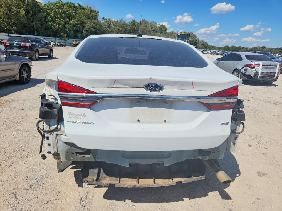 2018 FORD FUSION SE 6