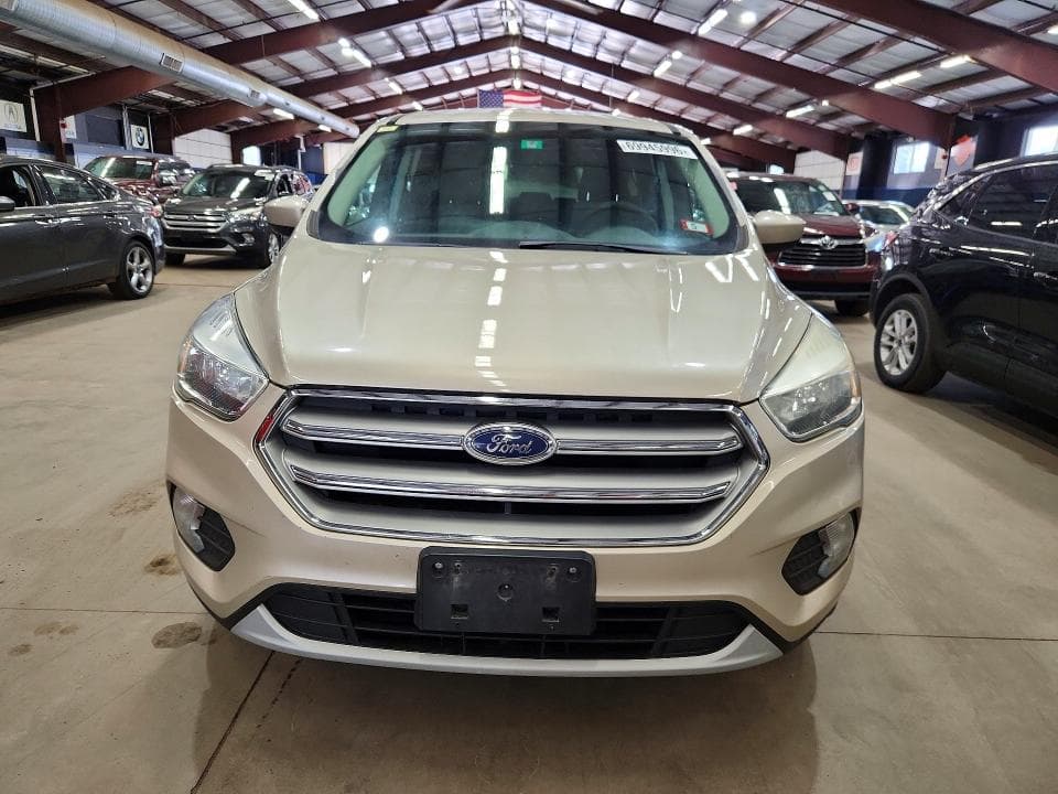 2017 FORD ESCAPE SE 5