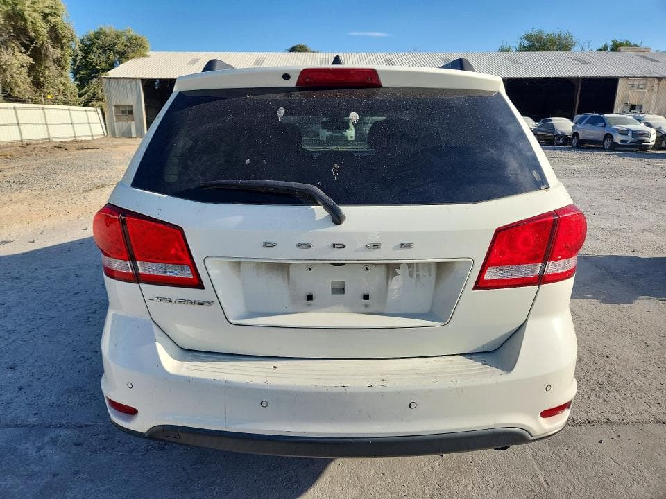 2019 DODGE JOURNEY SE 6