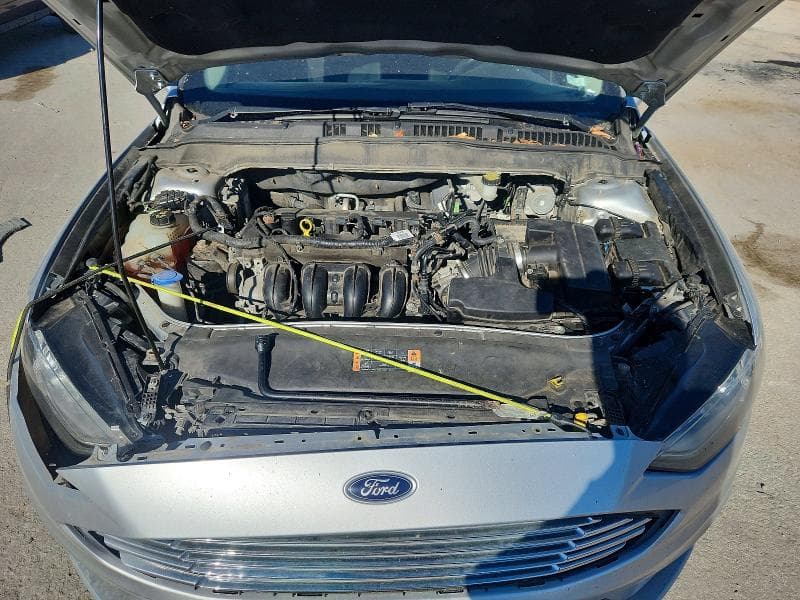 2017 FORD FUSION SE 11