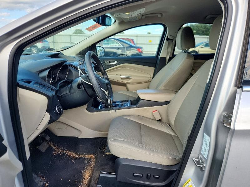 2017 FORD ESCAPE SE 7
