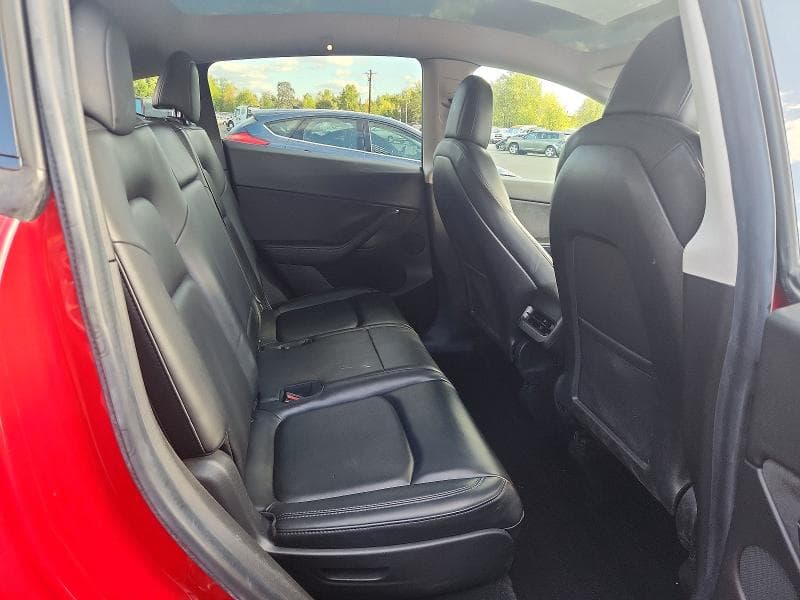 2021 TESLA MODEL Y 10