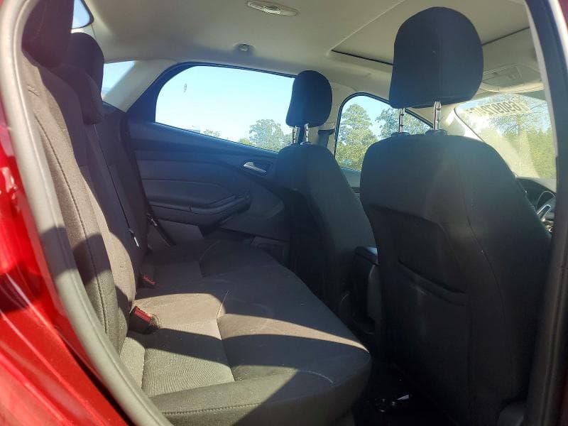 2017 FORD FOCUS SEL 10