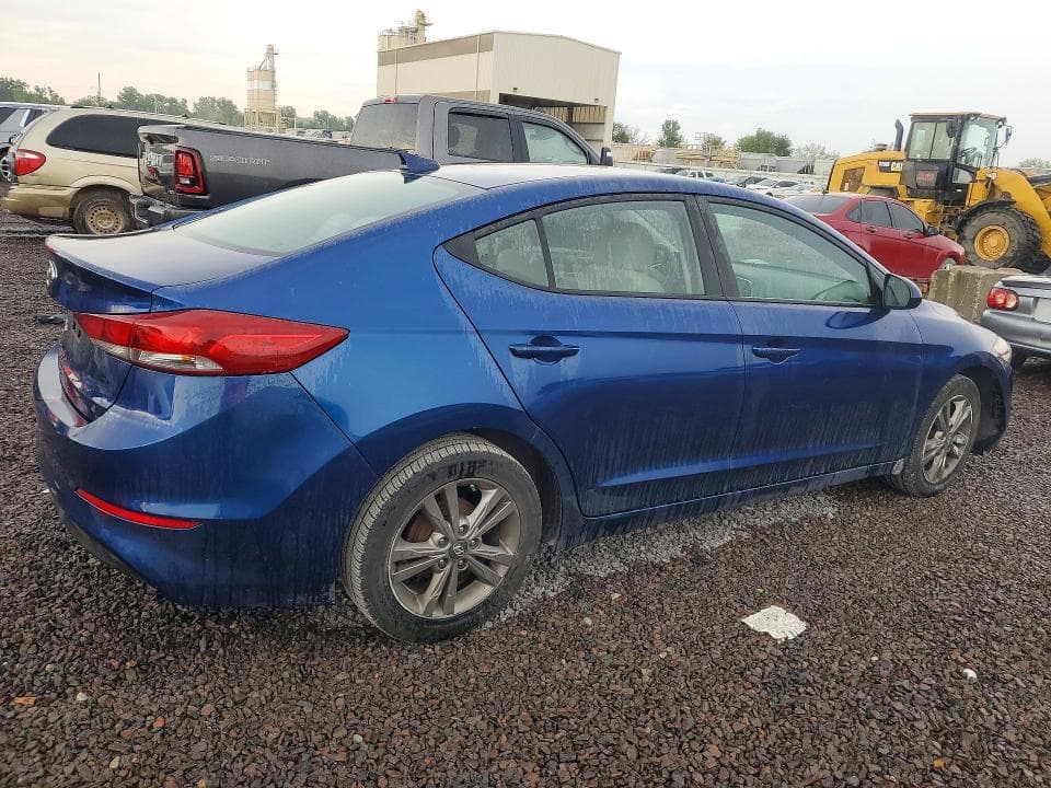 2017 HYUNDAI ELANTRA SE 3