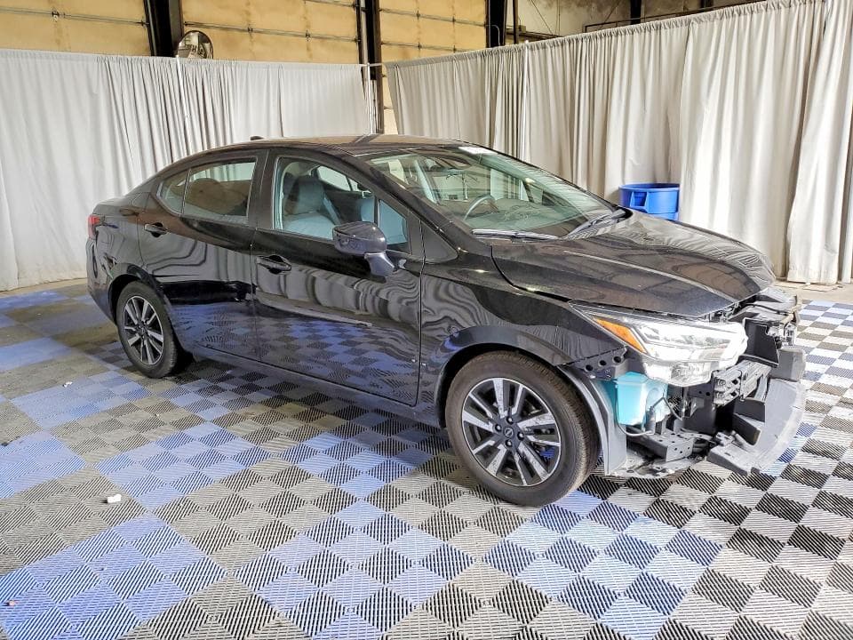 2025 NISSAN VERSA SV 4