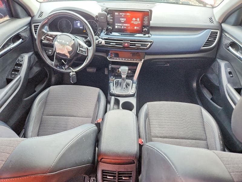 2023 KIA SELTOS S 8