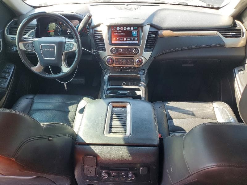 2018 GMC YUKON DENALI 8