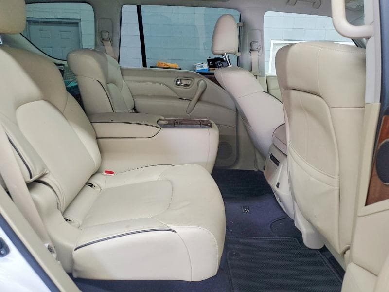 2019 INFINITI QX80 LUXE 11