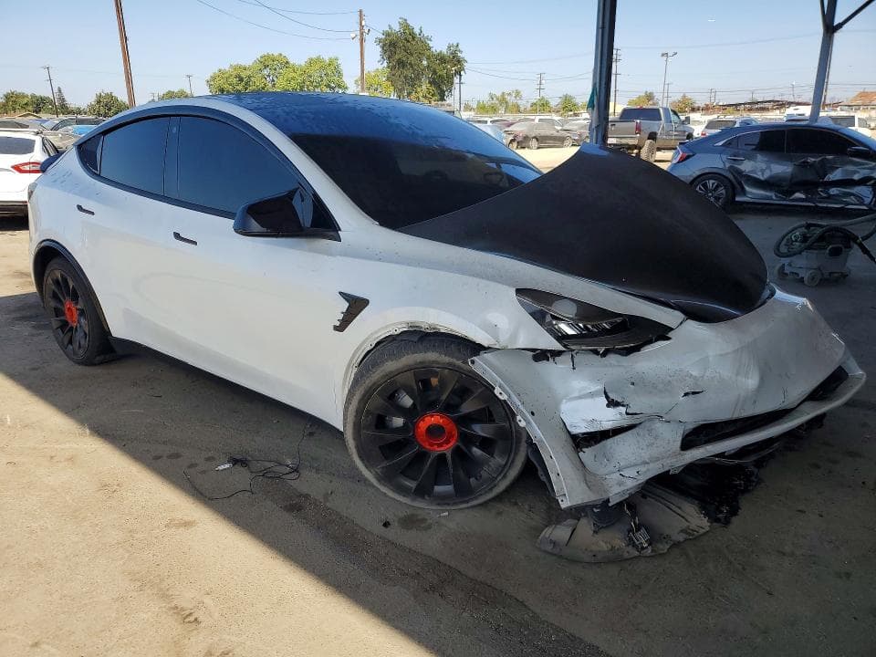 2021 TESLA MODEL Y 4