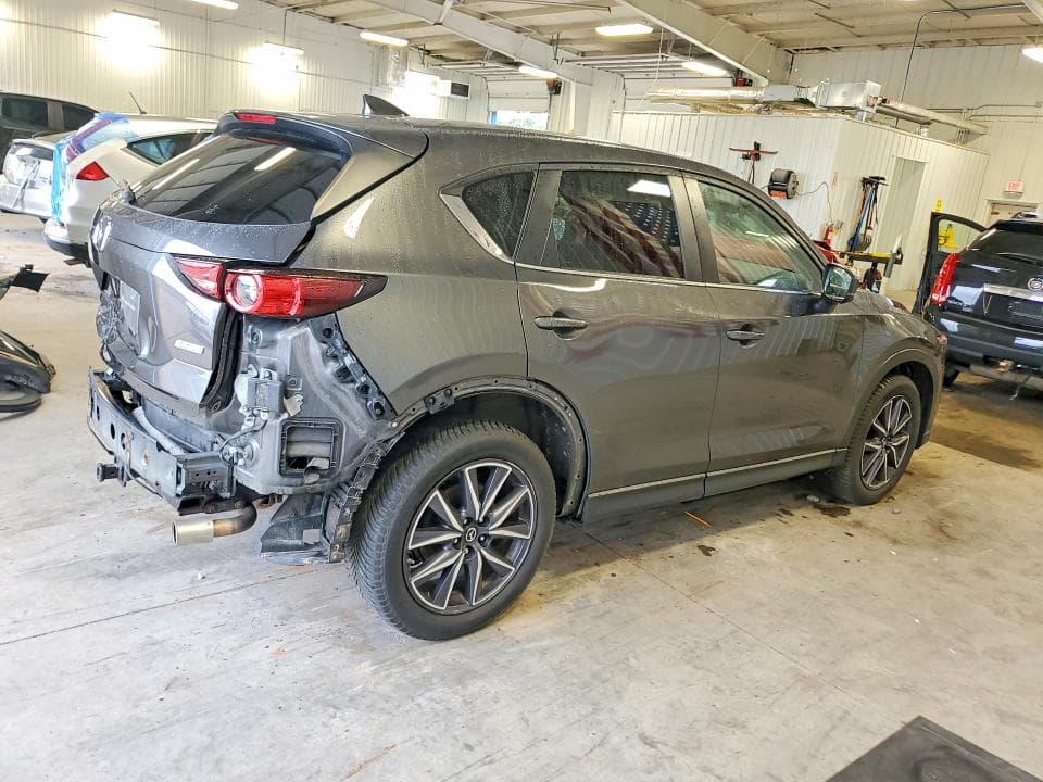 2018 MAZDA CX-5 TOURING 3