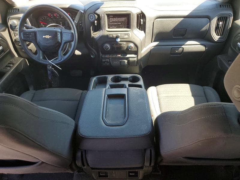 2025 CHEVROLET SILVERADO K1500 CUSTOM 8