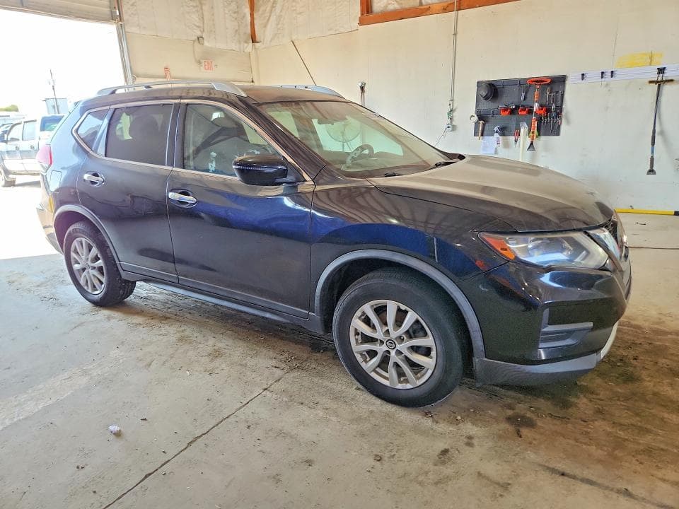 2019 NISSAN ROGUE SV 4