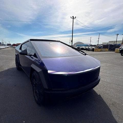 2024 TESLA CYBERTRUCK - 1