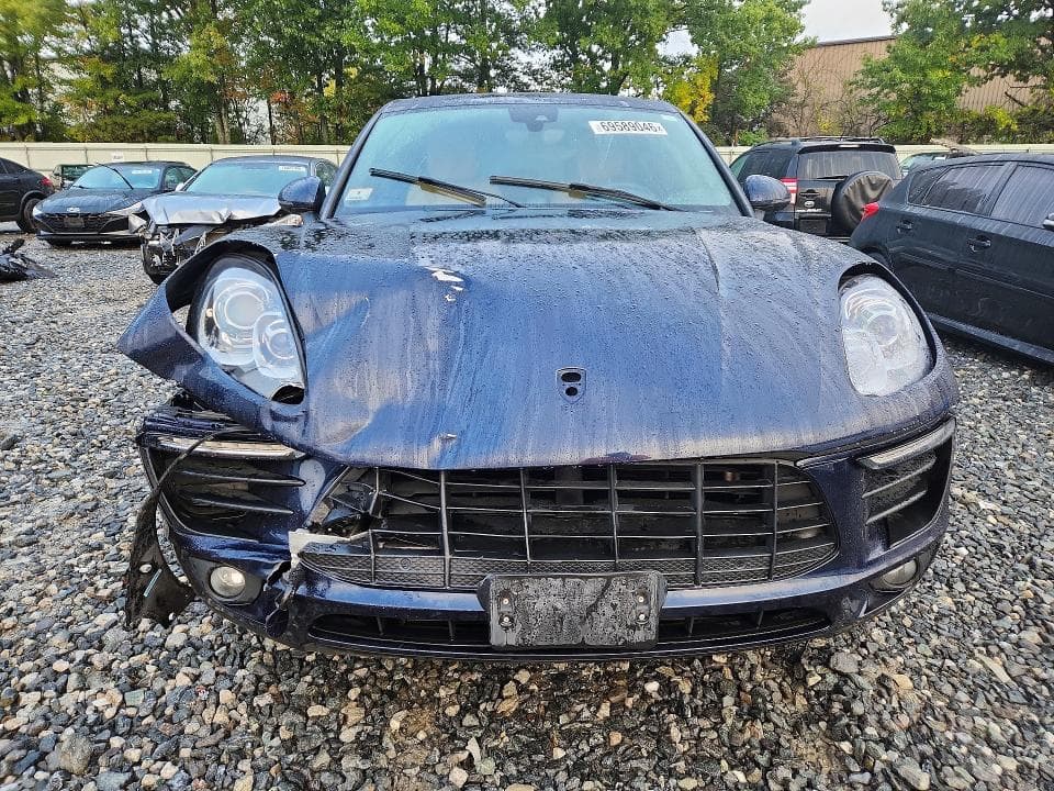 2018 PORSCHE MACAN 5
