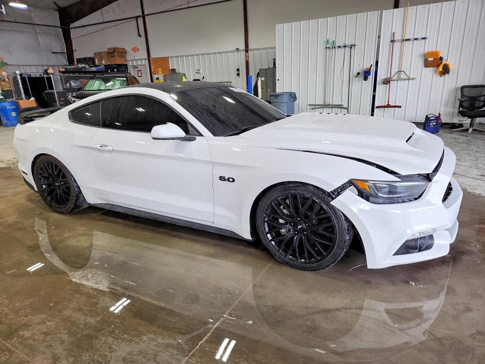 2017 FORD MUSTANG GT 4