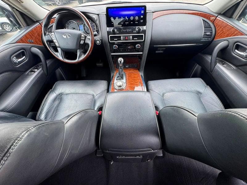 2018 INFINITI QX80 BASE 9