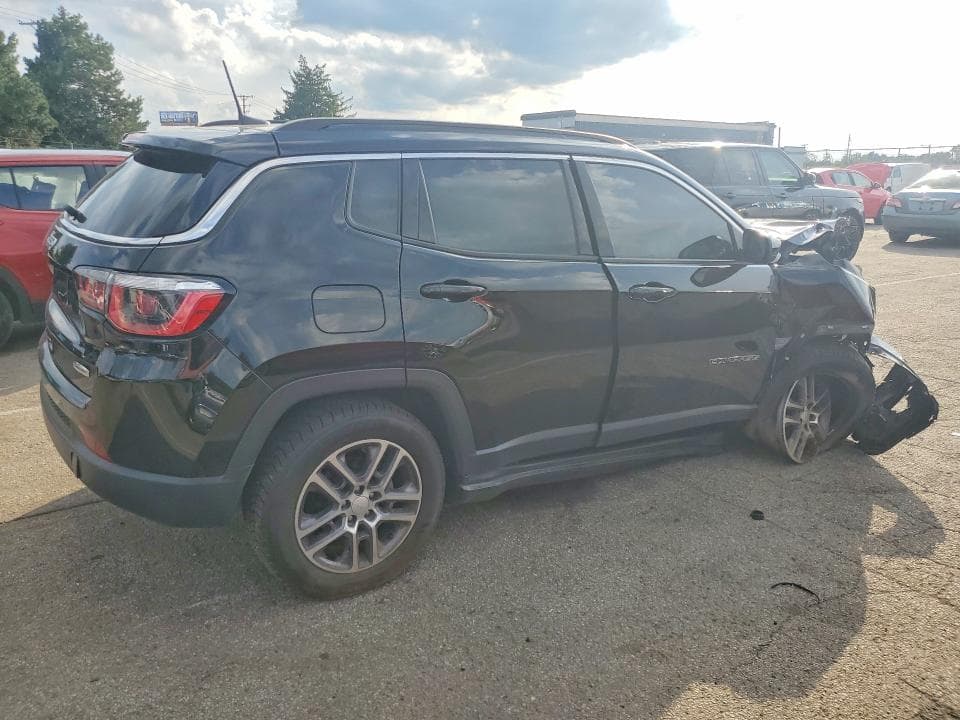 2017 JEEP COMPASS LATITUDE 3
