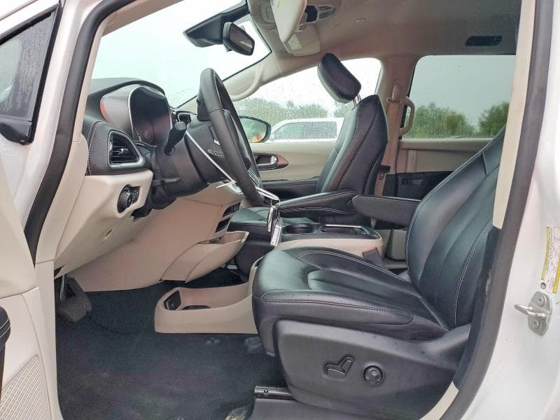 2024 CHRYSLER PACIFICA HYBRID SELECT 7