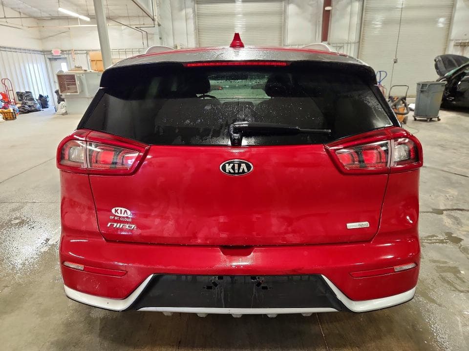 2017 KIA NIRO EX 6