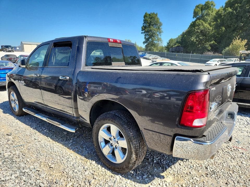 2017 RAM 1500 SLT 2